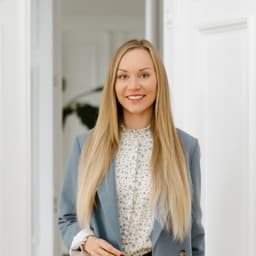Marie Pupsies, Immobilienmaklerin der Immo Hub GmbH