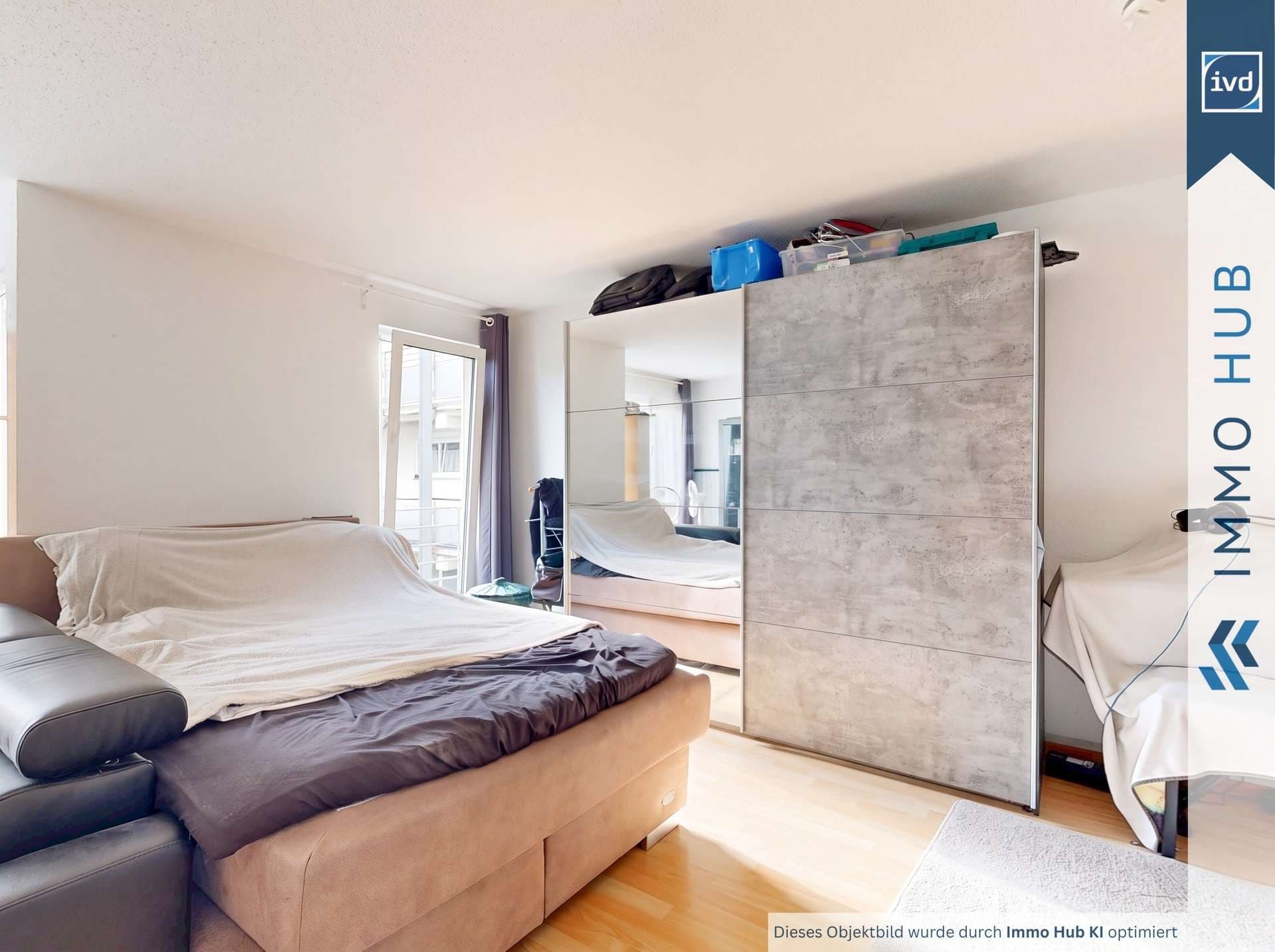 Wohn- und Schlafzimmer (2)