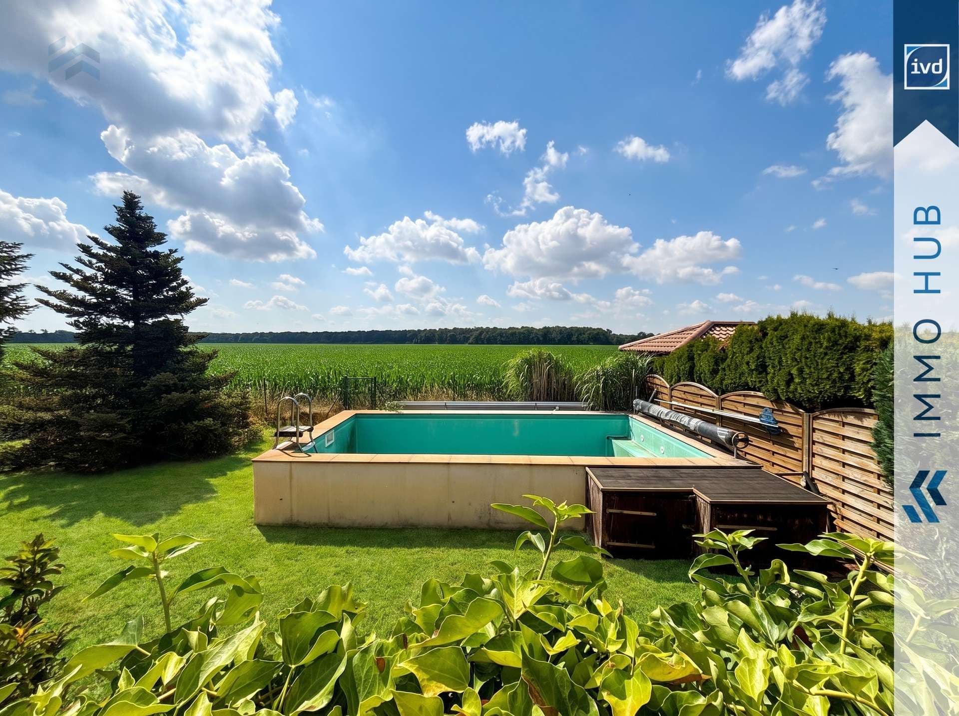 +++Großzügiges Zweifamilienhaus mit Einliegerwohnung, Pool und unverbaubarem Naturblick+++ – Bild 12
