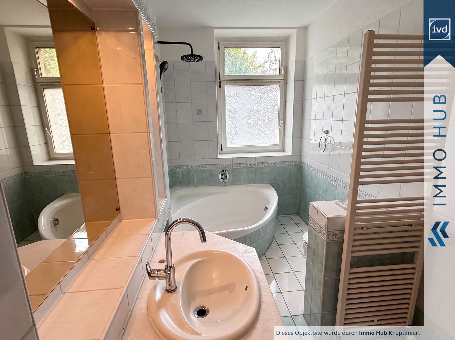 Badezimmer der sanierten Musterwohnung im Haus