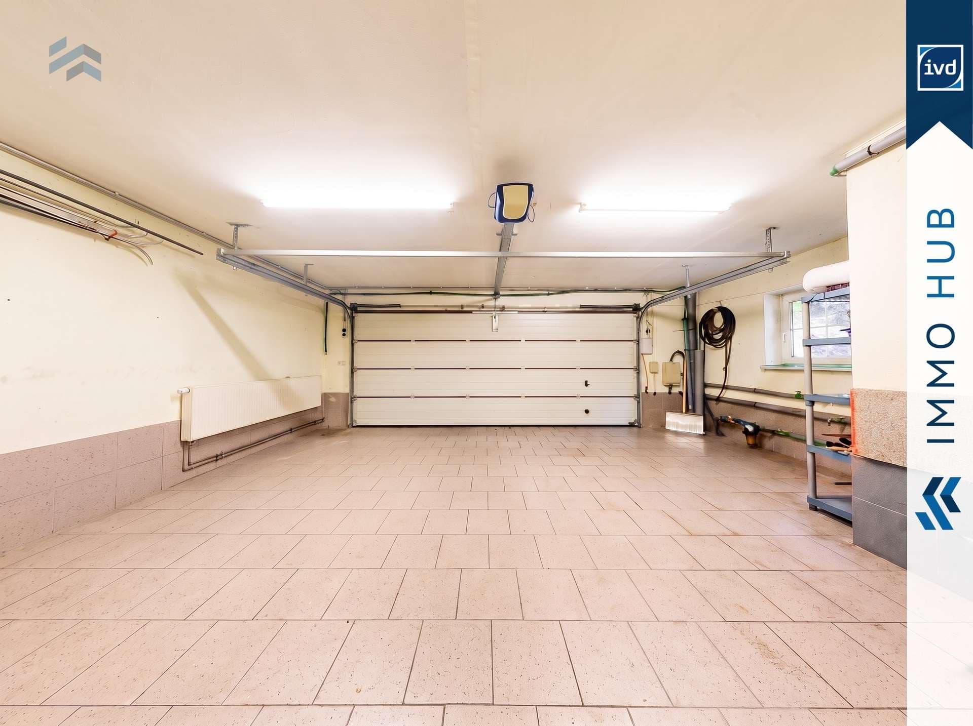 +++Großzügiges Zweifamilienhaus mit Einliegerwohnung, Pool und unverbaubarem Naturblick+++ – Bild 26
